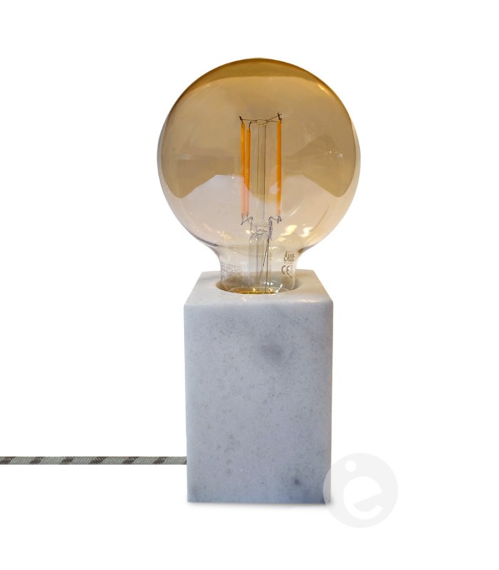 base cuadrada mármol