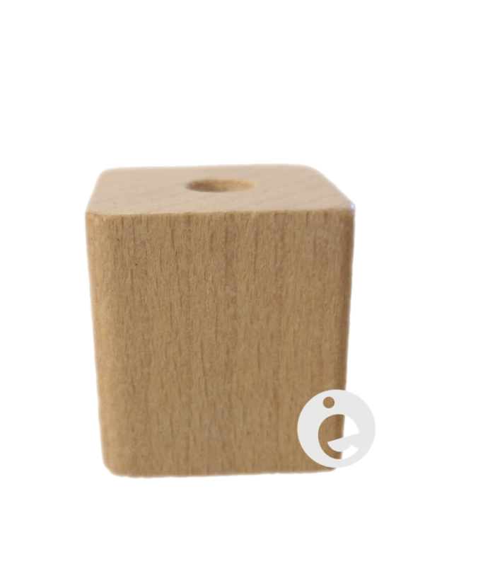 Cube en bois