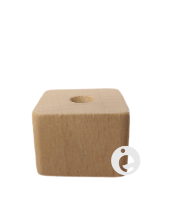 Cube en bois